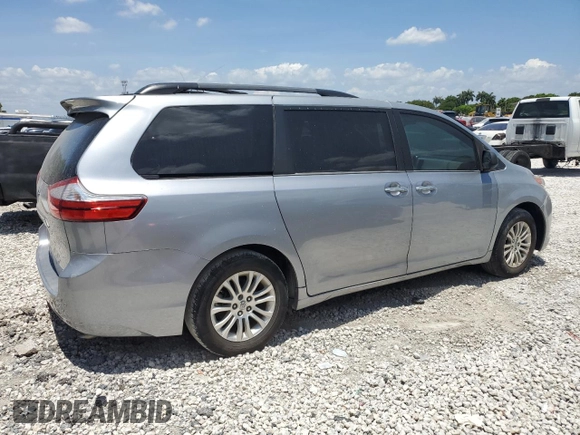2015 Toyota Sienna XLE z VIN 5TDYK3DC3FS631916, wystawiony jako Copart lot #57876815 z przebiegiem 76 986 mil mil oraz Czysty tytuł • Clean title. Historia ofert i sprzedaży dostępna na DreamBid. Obrazek 3.