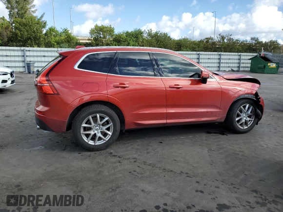 2021 Volvo XC60 Momentum z VIN YV4102DK6M1760331, wystawiony jako Copart lot #46065995 z przebiegiem 22 703 mil mil oraz Szkoda całkowita • Salvage title. Historia ofert i sprzedaży dostępna na DreamBid. Obrazek 3.