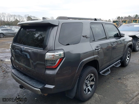2019 Toyota 4Runner SR5 with VIN JTEBU5JR1K5649556, listed as a IAAI auction lot 41421005 with 131,814 mi miles. Bid and sale history available at carsss.com. Image 4.