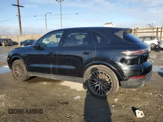 2020 Porsche Cayenne z VIN WP1AA2AY2LDA02538, wystawiony jako Copart lot #44202295 z przebiegiem 132 229 mil mil oraz Szkoda całkowita • Salvage title. Historia ofert i sprzedaży dostępna na DreamBid. Obrazek 2.