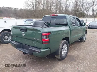 2024 Nissan Frontier SV z VIN 1N6ED1EK6RN618205, wystawiony jako IAAI lot #41205878 z przebiegiem 10 414 mil mil oraz . Historia ofert i sprzedaży dostępna na DreamBid. Obrazek 4.