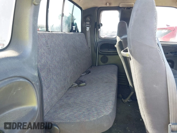 2001 Dodge 2500 with VIN 3B7KC23661G218257, listed as a IAAI auction lot 41272915 with 464,917 mi miles and . Bid and sale history available at DreamBid. Image 8.