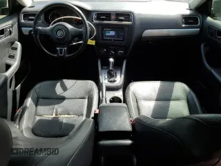 2013 Volkswagen Jetta SE with VIN 3VWDX7AJ5DM297733, listed as a Copart auction lot 53813265 with 239,797 mi miles and Non repairable. Bid and sale history available at DreamBid. Image 8.