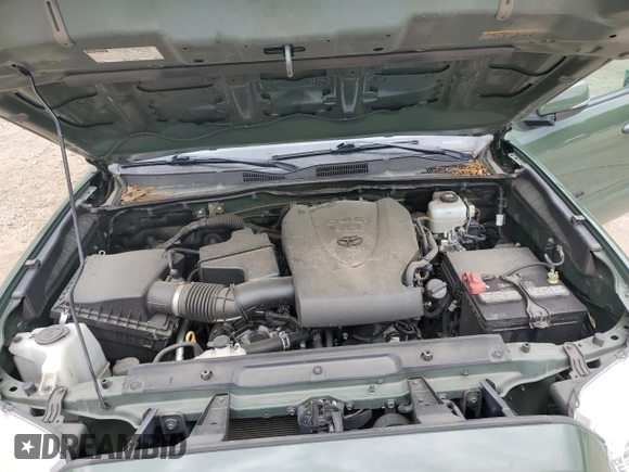 2021 Toyota Tacoma SR with VIN 3TYCZ5AN9MT010768, listed as a Copart auction lot 53961455 with 55,822 mi miles and Salvage title. Bid and sale history available at DreamBid. Image 11.