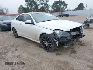 2013 Mercedes-Benz C 350 with VIN WDDGJ5HB4DF999472, listed as a IAAI auction lot 41487255 with 140,753 mi miles and . Bid and sale history available at carsss.com. Image 1.
