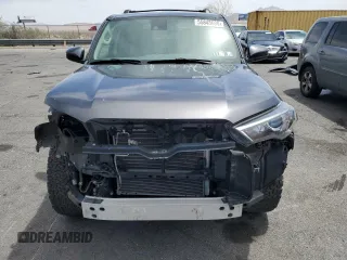 2021 Toyota 4Runner SR5 with VIN JTEMU5JR0M5962609, listed as a Copart auction lot 55848695 with 61,595 mi miles and Salvage title. Bid and sale history available at DreamBid. Image 5.