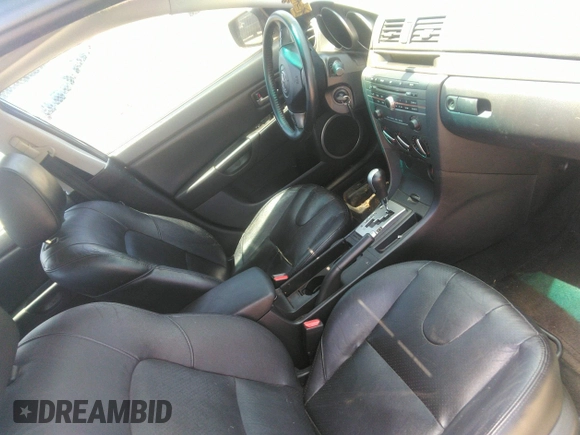 2008 Mazda 3 S Grand Touring z VIN JM1BK323681780605, wystawiony jako IAAI lot #42529439 z przebiegiem 143 276 mil mil oraz . Historia ofert i sprzedaży dostępna na DreamBid. Obrazek 5.