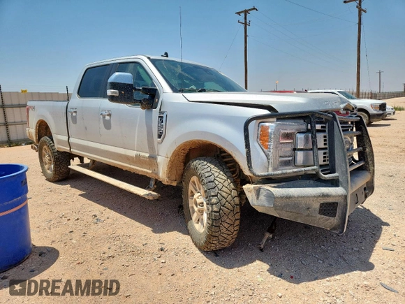 2019 Ford F-250 XL with VIN 1FT7W2BT6KED82721, listed as a Copart auction lot 61027695 with 166,167 mi miles and Salvage title. Bid and sale history available at DreamBid. Image 4.