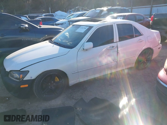 2001 Lexus IS with VIN JTHBD182810002006, listed as a IAAI auction lot 41487806 with 186,809 mi miles. Bid and sale history available at carsss.com. Image 2.