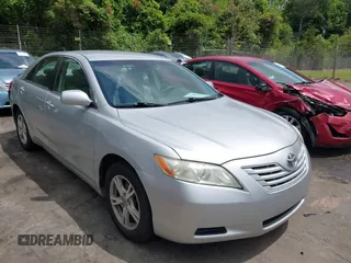 2008 Toyota Camry LE z VIN 4T1BE46K08U233421, wystawiony jako IAAI lot #42318136 z przebiegiem 186 273 mil mil oraz . Historia ofert i sprzedaży dostępna na DreamBid. Obrazek 1.