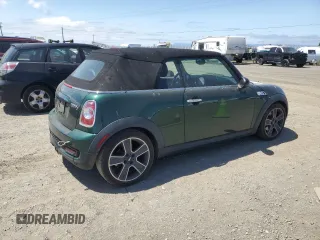 2013 MINI Convertible S с VIN WMWZP3C52DT705167, выставлен на аукционе Copart как лот 58661395 с пробегом 93 205 миль миль и Чистый • Clean title. История ставок и продаж доступна на DreamBid. Изображение 3.
