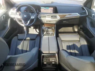 2020 BMW X5 xDrive40i z VIN 5UXCR6C02L9B78012, wystawiony jako Copart lot #56568005 z przebiegiem 57 460 mil mil oraz Szkoda całkowita • Salvage title. Historia ofert i sprzedaży dostępna na DreamBid. Obrazek 8.