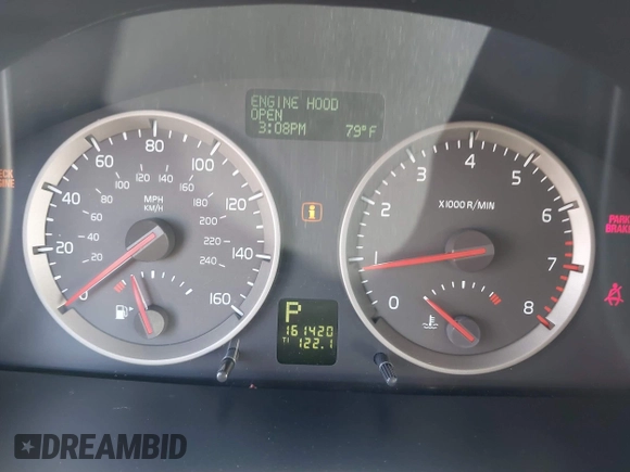 2007 Volvo S40 2.4L with VIN YV1MS390372260353, listed as a IAAI auction lot 41973668 with 161,420 mi miles. Bid and sale history available at carsss.com. Image 7.