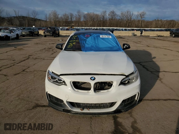 2015 BMW 2 Series M235i xDrive with VIN WBA1J9C55FVX98646, listed as a Copart auction lot 86187464 with 0 mi miles and Salvage Title. Bid and sale history available at carsss.com. Image 5.