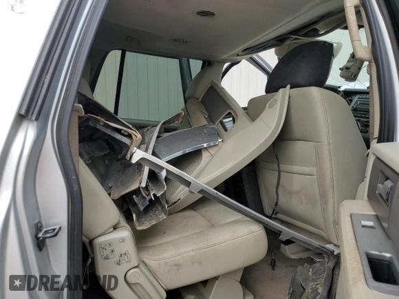 2011 Ford Expedition Max XLT с VIN 1FMJK1H54BEF02791, выставлен на аукционе Copart как лот 71152803 с пробегом 147 978 миль миль и На запчасти • Non repairable. История ставок и продаж доступна на DreamBid. Изображение 11.