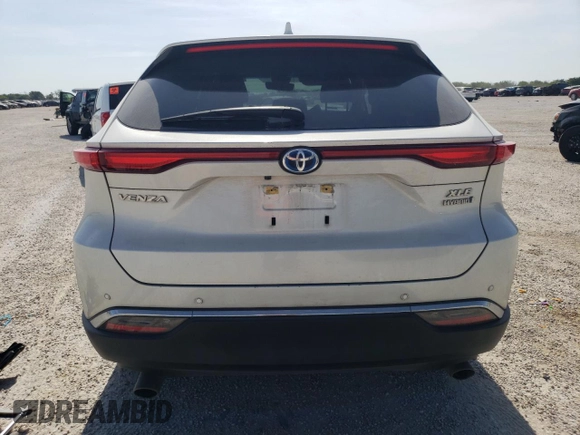 2022 Toyota Venza LE with VIN JTEAAAAH9NJ111235, listed as a Copart auction lot 71197854 with 24,740 mi miles and Salvage Title. Bid and sale history available at carsss.com. Image 6.