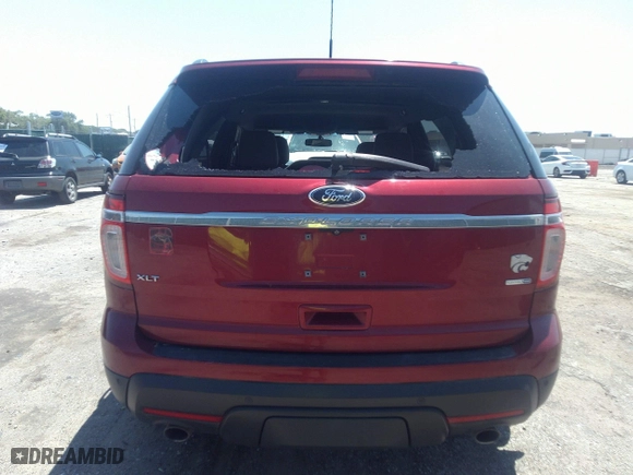 2014 Ford Explorer XLT with VIN 1FM5K8D85EGA87029, listed as a IAAI auction lot 37168851 with 112,113 mi miles. Bid and sale history available at carsss.com. Image 16.