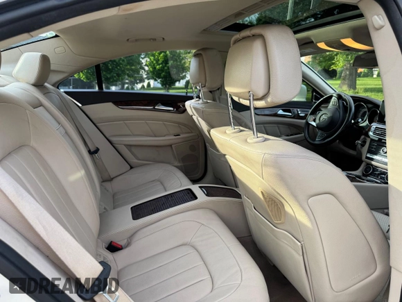2015 Mercedes-Benz CLS 400 with VIN WDDLJ6HB3FA134089, listed as a Copart auction lot 57528665 with 107,996 mi miles and Clean title. Bid and sale history available at DreamBid. Image 6.
