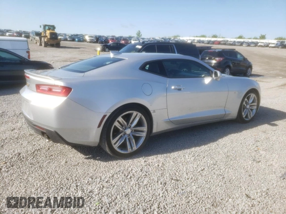 2017 Chevrolet Camaro 1LT z VIN 1G1FB1RS2H0203023, wystawiony jako Copart lot #54448905 z przebiegiem 91 302 mil mil oraz Szkoda całkowita • Salvage title. Historia ofert i sprzedaży dostępna na DreamBid. Obrazek 3.