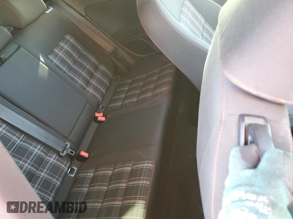 2013 Volkswagen GTI с VIN WVWED7AJ7DW043327, выставлен на аукционе Copart как лот 72492174 с пробегом 98 854 миль миль и Списание • Salvage title. История ставок и продаж доступна на DreamBid. Изображение 10.