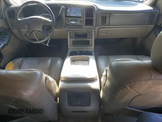 2003 Chevrolet Tahoe LS with VIN 1GNEK13Z23R106005, listed as a Copart auction lot 52674645 with 171,739 mi miles and Salvage Title. Bid and sale history available at carsss.com. Image 8.