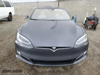 2017 Tesla Model S 100D with VIN 5YJSA1E22HF183131, listed as a Copart auction lot 42749885 with 70,825 mi miles and Salvage Title. Bid and sale history available at carsss.com. Image 5.