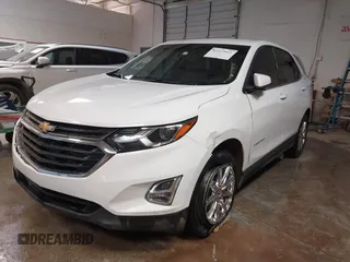 2019 Chevrolet Equinox LT z VIN 2GNAXUEV0K6182506, wystawiony jako IAAI lot #41377011 z przebiegiem 96 085 mil mil oraz . Historia ofert i sprzedaży dostępna na DreamBid. Obrazek 2.