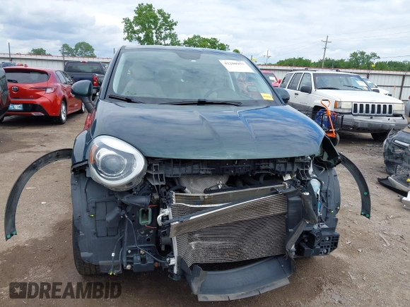 2016 FIAT 500X Lounge z VIN ZFBCFYDT3GP393494, wystawiony jako IAAI lot #42208957 z przebiegiem 93 462 mil mil oraz . Historia ofert i sprzedaży dostępna na DreamBid. Obrazek 13.