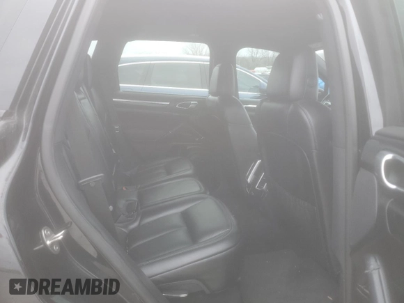 2018 Porsche Cayenne z VIN WP1AA2A2XJKA05305, wystawiony jako Copart lot #42763575 z przebiegiem 117 366 mil mil oraz Szkoda całkowita • Salvage title. Historia ofert i sprzedaży dostępna na DreamBid. Obrazek 11.