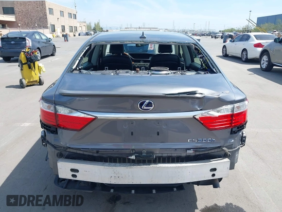 2013 Lexus ES 300h Hybrid with VIN JTHBW1GG6D2023923, listed as a IAAI auction lot 42099648 with 226,437 mi miles. Bid and sale history available at carsss.com. Image 17.