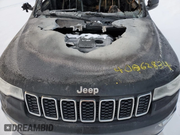 2017 Jeep Grand Cherokee Laredo z VIN 1C4RJFAG2HC799700, wystawiony jako Copart lot #40062834 z przebiegiem Nie podano mil oraz Nie do naprawy • Non repairable. Historia ofert i sprzedaży dostępna na DreamBid. Obrazek 13.