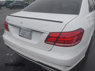 2015 Mercedes-Benz E 350 Sport with VIN WDDHF5KBXFB099488, listed as a IAAI auction lot 41288935 with 81,689 mi miles and . Bid and sale history available at DreamBid. Image 17.