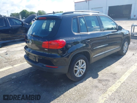2016 Volkswagen Tiguan SEL with VIN WVGAV7AX2GW032915, listed as a IAAI auction lot 42257623 with 133,832 mi miles and . Bid and sale history available at DreamBid. Image 4.