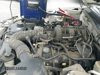 2005 Ford Mustang Deluxe z VIN 1ZVFT84N755253121, wystawiony jako IAAI lot #42687235 z przebiegiem Nie podano mil oraz . Historia ofert i sprzedaży dostępna na DreamBid. Obrazek 13.