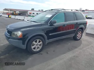 2005 Volvo XC90 with VIN YV1CY592X51182065, listed as a IAAI auction lot 41458913 with 174,171 mi miles. Bid and sale history available at carsss.com. Image 2.