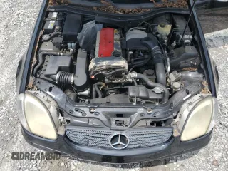 2001 Mercedes-Benz SLK 230 Kompressor z VIN WDBKK49F31F175681, wystawiony jako Copart lot #65155374 z przebiegiem Nie podano mil oraz Nie do naprawy • Non repairable. Historia ofert i sprzedaży dostępna na DreamBid. Obrazek 11.
