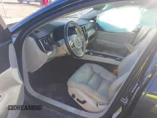 2022 Volvo S60 Momentum with VIN 7JRL12FZ4NG162452, listed as a IAAI auction lot 41136617 with 52,535 mi miles. Bid and sale history available at carsss.com. Image 5.