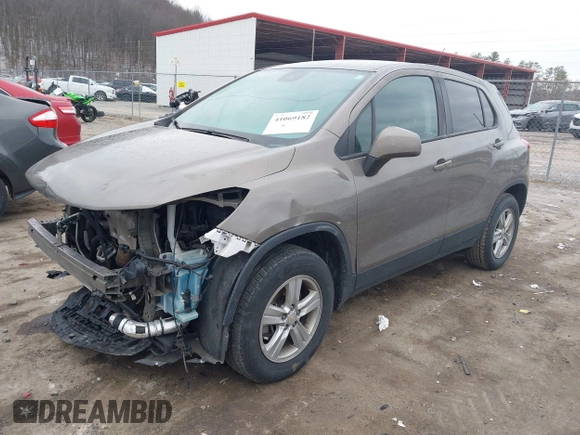 2022 Chevrolet Trax LS with VIN KL7CJNSM4NB514112, listed as a IAAI auction lot 41069182 with 86,331 mi miles. Bid and sale history available at carsss.com. Image 18.