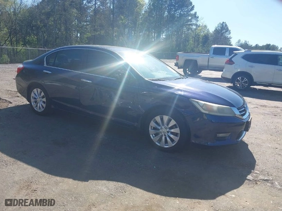 2014 Honda Accord Sedan EX-L with VIN 1HGCR2F86EA212416, listed as a IAAI auction lot 41870394 with 211,827 mi miles. Bid and sale history available at carsss.com. Image 1.