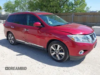2015 Nissan Pathfinder Platinum z VIN 5N1AR2MM1FC707940, wystawiony jako IAAI lot #42281066 z przebiegiem 109 392 mil mil oraz . Historia ofert i sprzedaży dostępna na DreamBid. Obrazek 1.
