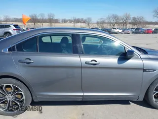 2013 Ford Taurus SHO с VIN 1FAHP2KT0DG220825, выставлен на аукционе IAAI как лот 41851095 с пробегом 163 797 миль миль и . История ставок и продаж доступна на DreamBid. Изображение 14.