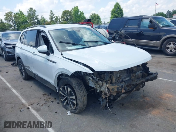 2024 Volkswagen Tiguan S with VIN 3VVFB7AX7RM030830, listed as a IAAI auction lot 42279861 with 42,714 mi miles and . Bid and sale history available at DreamBid. Image 1.