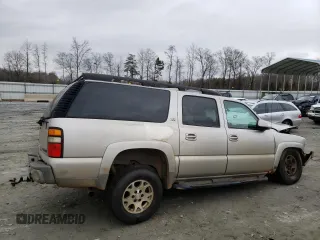 2004 Chevrolet Suburban Z71 with VIN 3GNFK16Z04G149291, listed as a Copart auction lot 38727863 with 0 mi miles and Salvage Title. Bid and sale history available at carsss.com. Image 3.