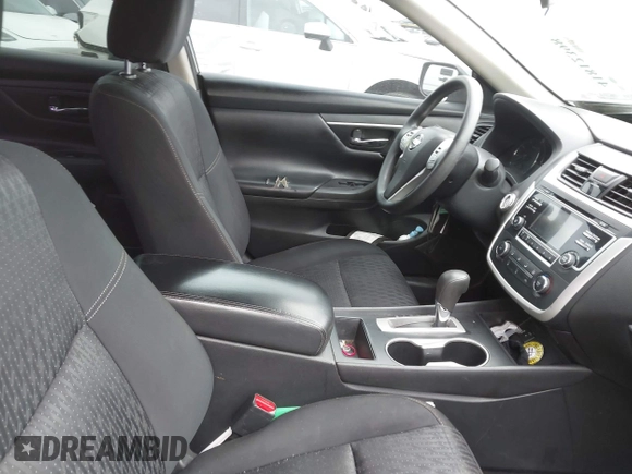 2016 Nissan Altima 2.5 S with VIN 1N4AL3AP1GN378971, listed as a IAAI auction lot 41812398 with 178,929 mi miles. Bid and sale history available at carsss.com. Image 5.