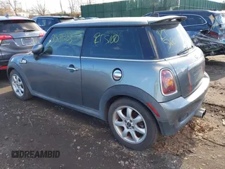 2007 MINI Hardtop S with VIN WMWMF73527TT85146, listed as a IAAI auction lot 41502475 with Not Provided miles and . Bid and sale history available at DreamBid. Image 3.