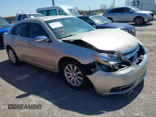 2013 Chrysler 200 Limited with VIN 1C3CCBCG0DN612592, listed as a IAAI auction lot 42059169 with 115,643 mi miles. Bid and sale history available at carsss.com. Image 1.