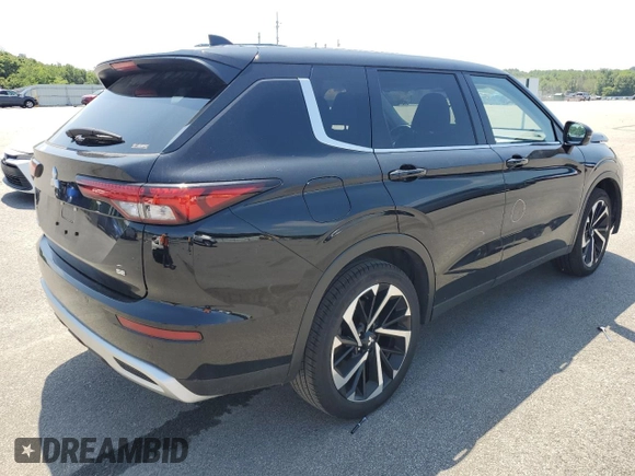 2024 Mitsubishi Outlander SE z VIN JA4J4VA82RZ083346, wystawiony jako Copart lot #61260205 z przebiegiem 11 792 mil mil oraz Czysty tytuł • Clean title. Historia ofert i sprzedaży dostępna na DreamBid. Obrazek 3.