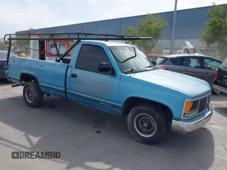 1993 GMC Sierra 1500 with VIN 1GTDC14H3PE518180, listed as a IAAI auction lot 41837262 with 380,405 mi miles and . Bid and sale history available at DreamBid. Image 1.