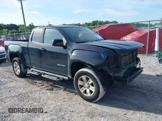 2018 GMC Canyon 2WD Elevation z VIN 1GTH5CEN0J1226982, wystawiony jako IAAI lot #42493104 z przebiegiem 204 424 mil mil oraz . Historia ofert i sprzedaży dostępna na DreamBid. Obrazek 1.