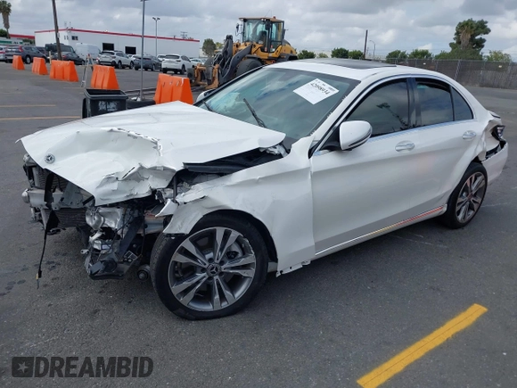 2021 Mercedes-Benz C 300 z VIN W1KWF8DB8MR605913, wystawiony jako IAAI lot #42098934 z przebiegiem 41 085 mil mil oraz . Historia ofert i sprzedaży dostępna na DreamBid. Obrazek 17.